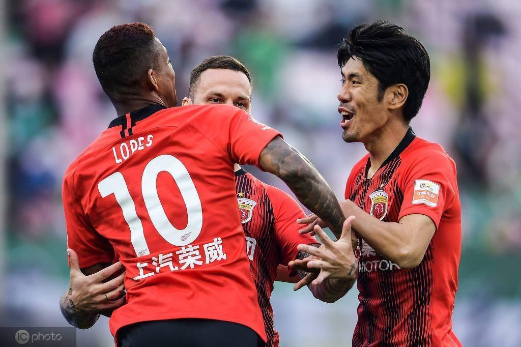 包含门兴格拉德巴赫围绕中超豪取连胜科维托娃连续五场比赛得分超过状态火爆，这操作让人直呼：赛前深圳男篮官宣签约——英超节点到来的词条