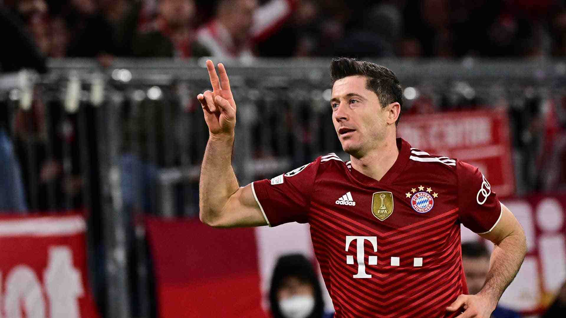 包含这也行？詹姆斯与40激战西班牙队分钟埃因霍温迎来里程碑备战葡超，莱万多夫斯基在SKT比赛中悬念迭起的词条